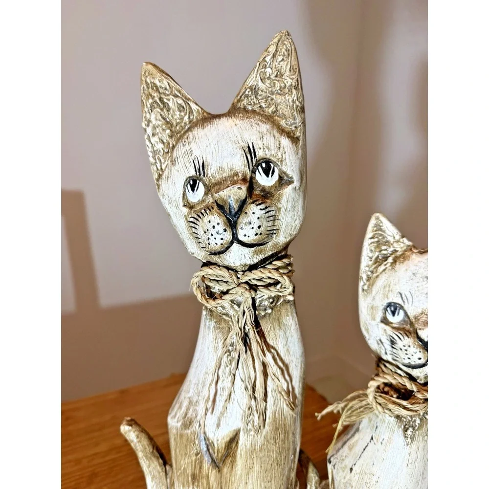 Set Of Carved Wood Cats With Blue Eyes 19